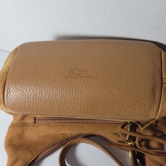 Small Stone Mountain Leather Shoulder bag Multiple zippered pockets - Picture 13 of 14